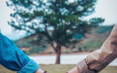 真皮手表带怎么清洗(DW手表带怎么清洗)