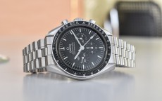 电子表日期怎么调(电子表怎么调日期和星期)