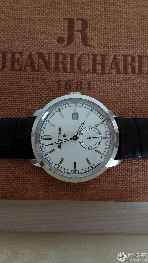 黑色星期五入手小众手表JEANRICHARD 1681系列小三针