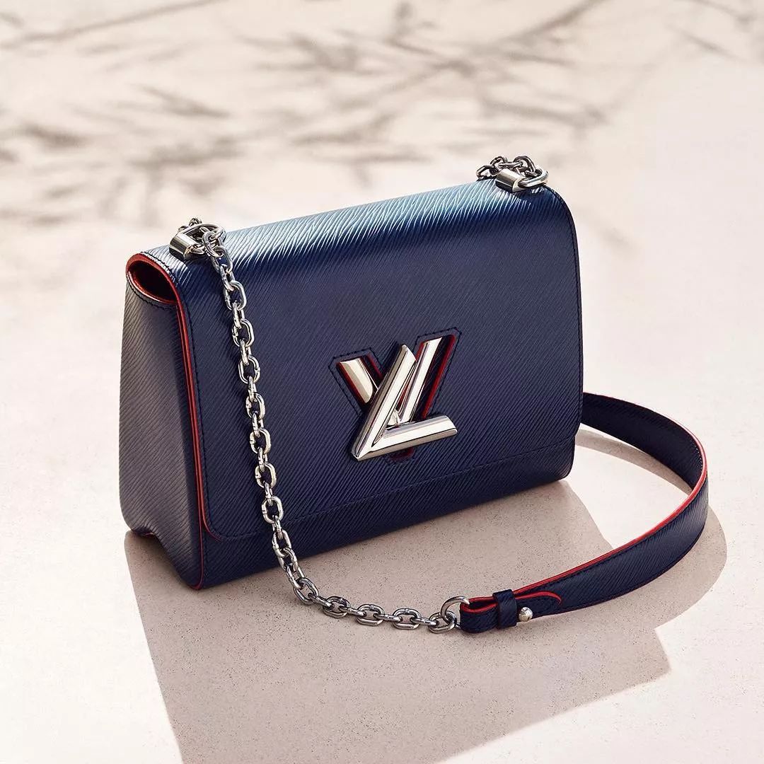 LV“水波纹”凭什么比“老花”还贵?用过的人都知道它有多好!