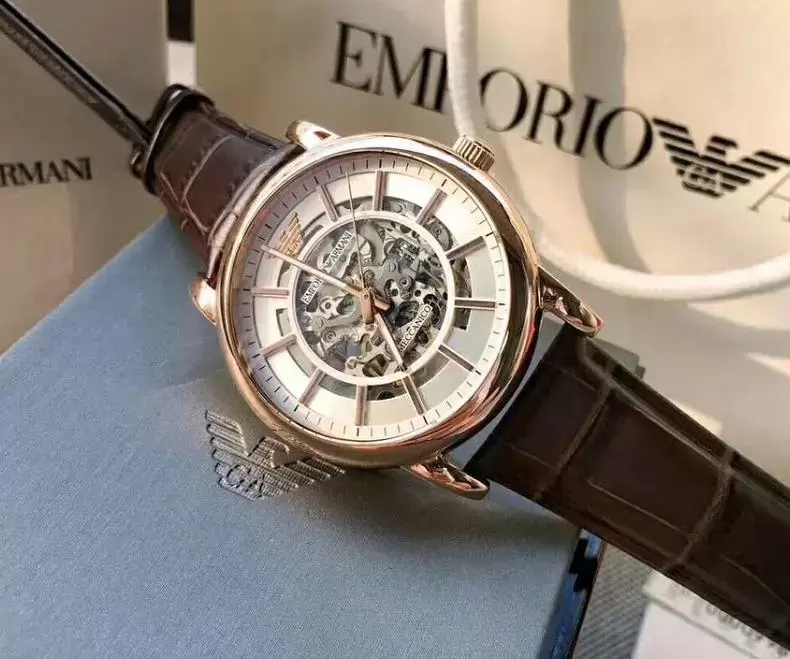 阿玛尼机械表，彰显成熟男士的自信！