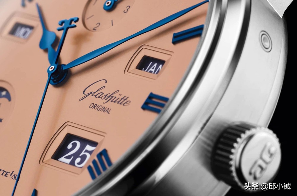 不到17万，买格拉苏蒂原创万年历？听听这三位老师怎么说