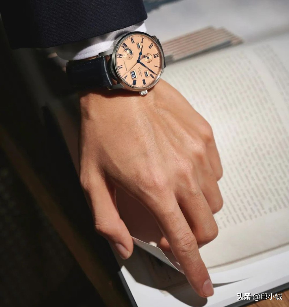 不到17万，买格拉苏蒂原创万年历？听听这三位老师怎么说