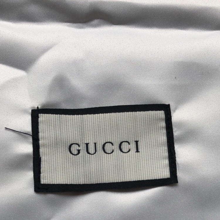 二手闲置奢侈品也有假,3招教你辨别Gucci虎头腰包真伪