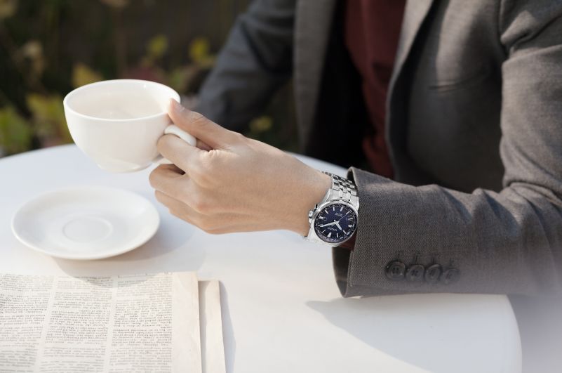 独家首发 | 新品西铁城光动能万年历腕表，不到3千就可拿下！