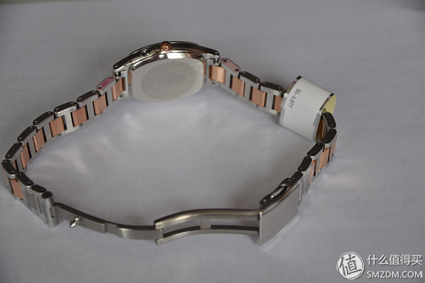 日亚海淘 Citizen 西铁城 XC系列 ES8154-55W 女表