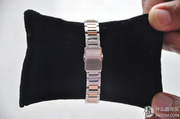 日亚海淘 Citizen 西铁城 XC系列 ES8154-55W 女表