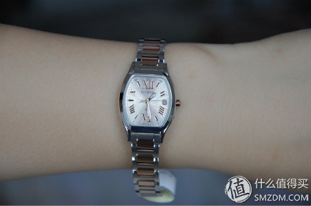 日亚海淘 Citizen 西铁城 XC系列 ES8154-55W 女表