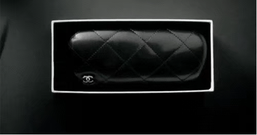 泫雅的“假CHANEL包”也受追捧？！到底都知不知道如何鉴别